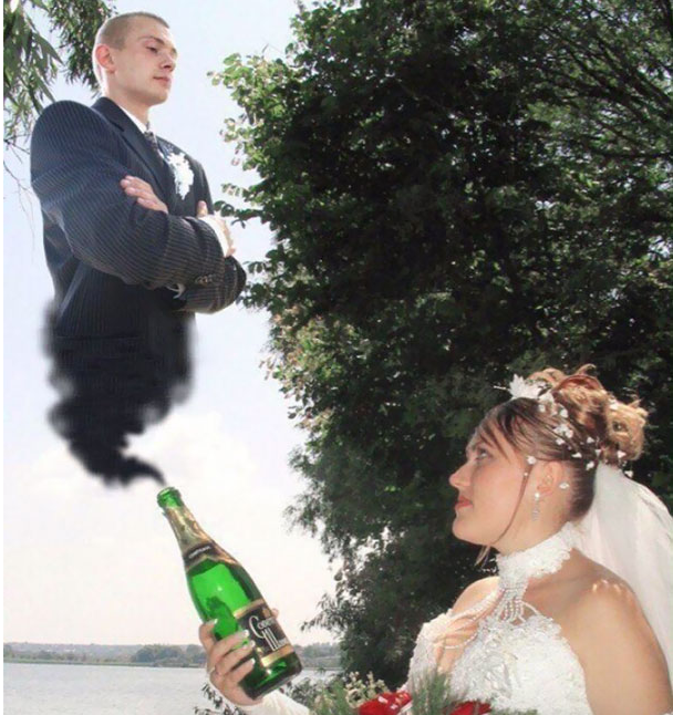 Potret Kocak Prewedding Antimainstream Ini Bikin Kamu Tepuk Jidat